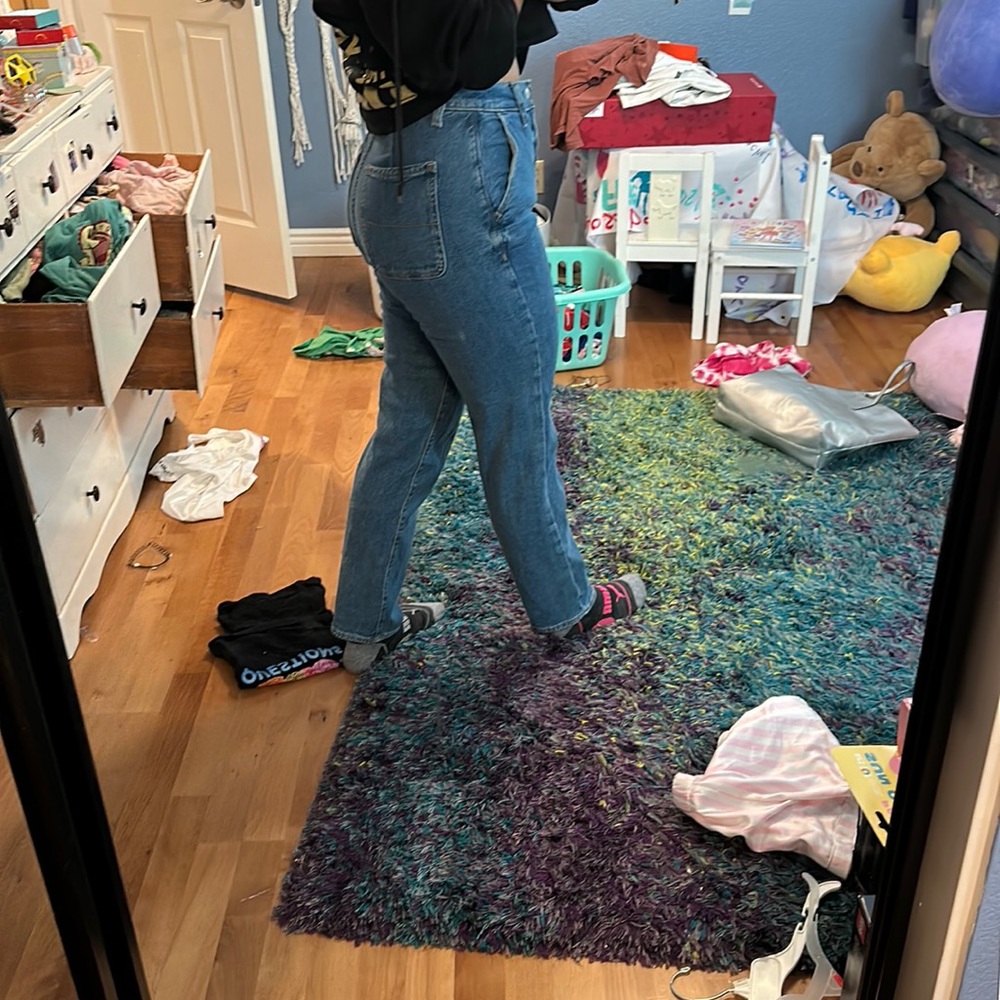 Old Navy sky high straight leg jeans